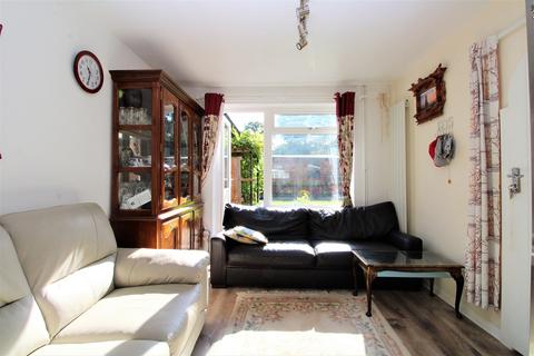 32 Town Mead, Crawley, RH11 7EF