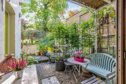 42a Fox Hill, London, SE19 2XE
