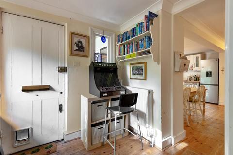 42a Fox Hill, London, SE19 2XE