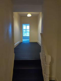 1 bedroom flat to rent - Russell Hill Place, Purley, CR8