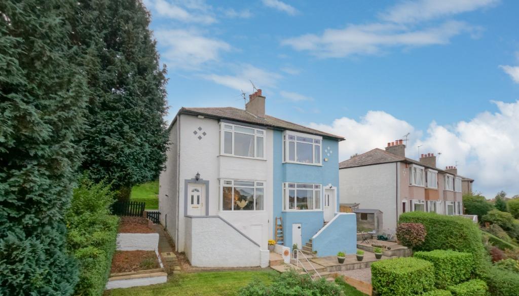 Randolph Drive, Stamperland, Glasgow... 2 bed semidetached house for