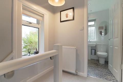 100 Randolph Drive, Clarkston, Glasgow, G76 8AP