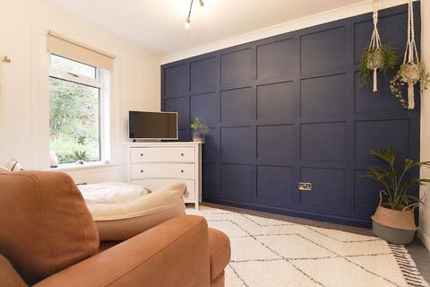 100 Randolph Drive, Clarkston, Glasgow, G76 8AP