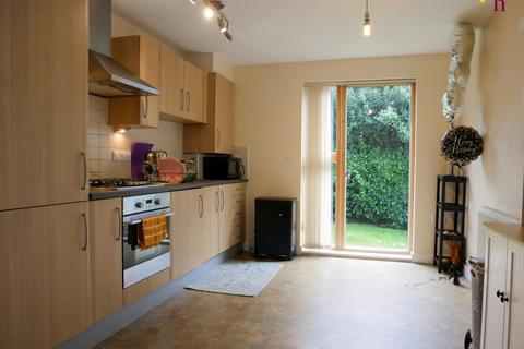 28 Bentley Place, Wrexham, LL13 8DQ
