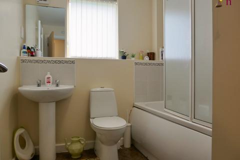 28 Bentley Place, Wrexham, LL13 8DQ