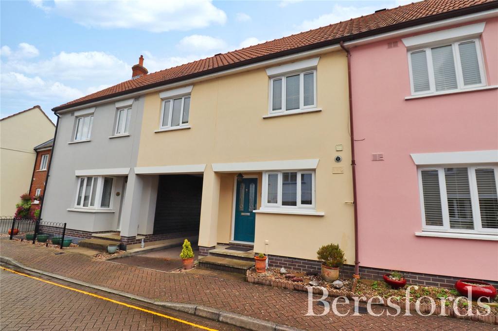 Gate Street Mews, Maldon, CM9 2 bed terraced house £325,000