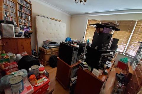 26 Chase Road, Southend-on-sea, SS1 2RE