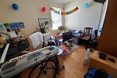 26 Chase Road, Southend-on-sea, SS1 2RE