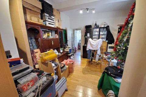 26 Chase Road, Southend-on-sea, SS1 2RE