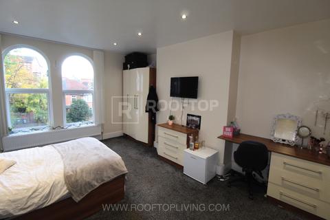 10 bedroom house to rent - Bainbrigge Road, Leeds