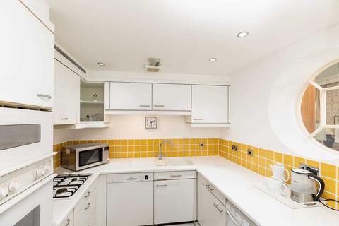 2 bedroom apartment to rent, Great Pulteney Street