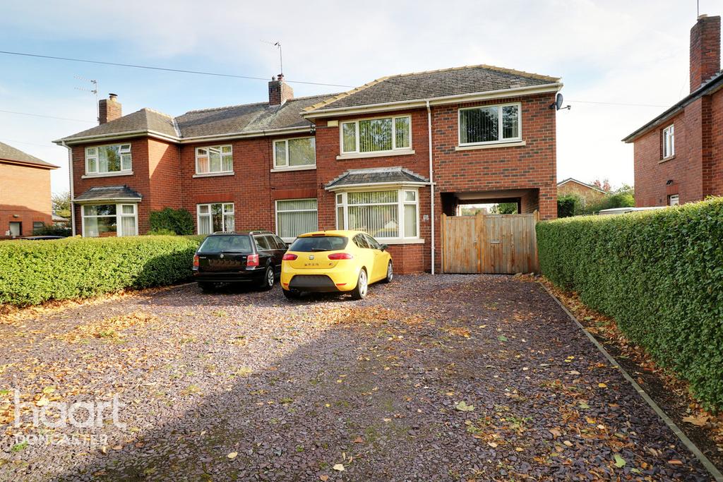 Tickhill Road, Balby, Doncaster 5 bed semidetached house £260,000