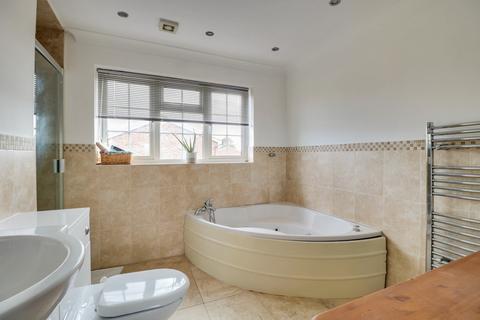 86 Bishopsteignton, Shoeburyness, Southend-on-sea, SS3 8AS