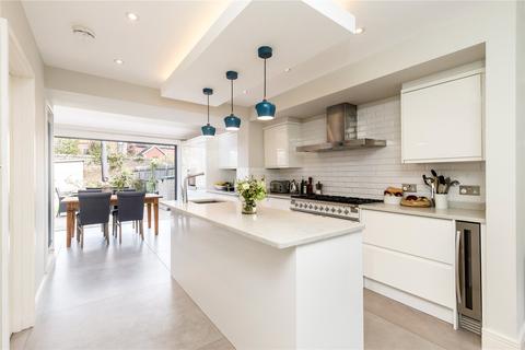 72 Alexandra Road, Richmond, TW9 2BS