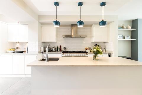 72 Alexandra Road, Richmond, TW9 2BS