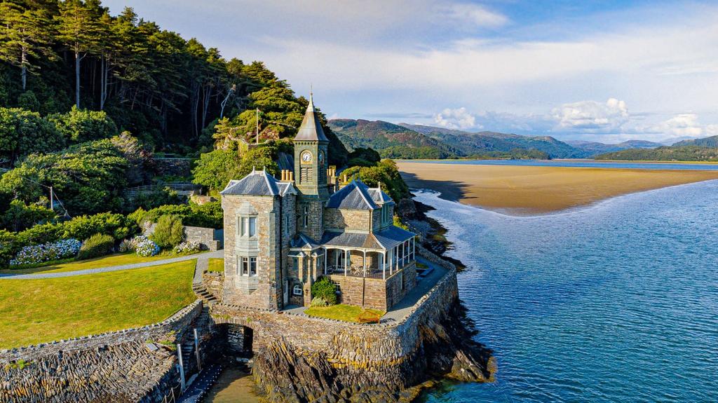 The Clock House