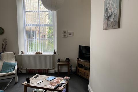 Studio for sale, Flat 3, Hollyroyd House, West Yorkshire, WF12