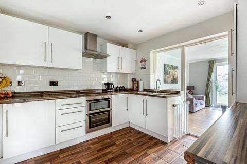 3 bedroom semi-detached house for sale - Addlestone,  Surrey,  KT15