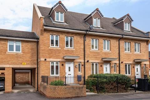 56 Padstow Road, Swindon, SN2 2EG