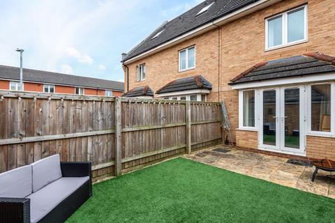 56 Padstow Road, Swindon, SN2 2EG