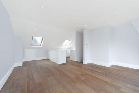 3 bedroom apartment to rent, Brackenbury Road, Brackenbury Village, London, W6