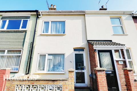 68 Queens Road, Lowestoft, NR32 1TD