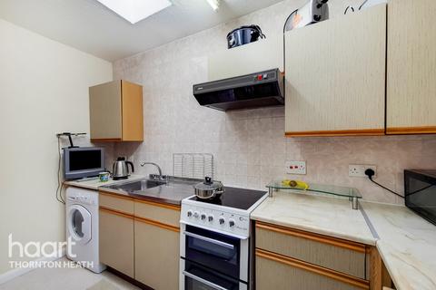 28 Bletchingley Close, Thornton Heath, CR7 7HT