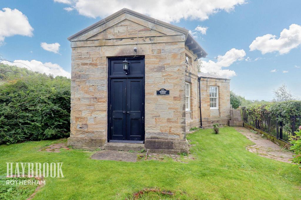 Cinder Bridge Road, Greasbrough 2 bed detached bungalow for sale £265,000