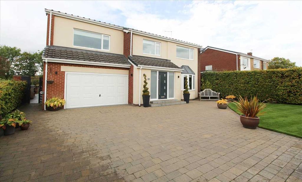 Raynham Close, Barns Park, Cramlington 5 bed detached house £625,000