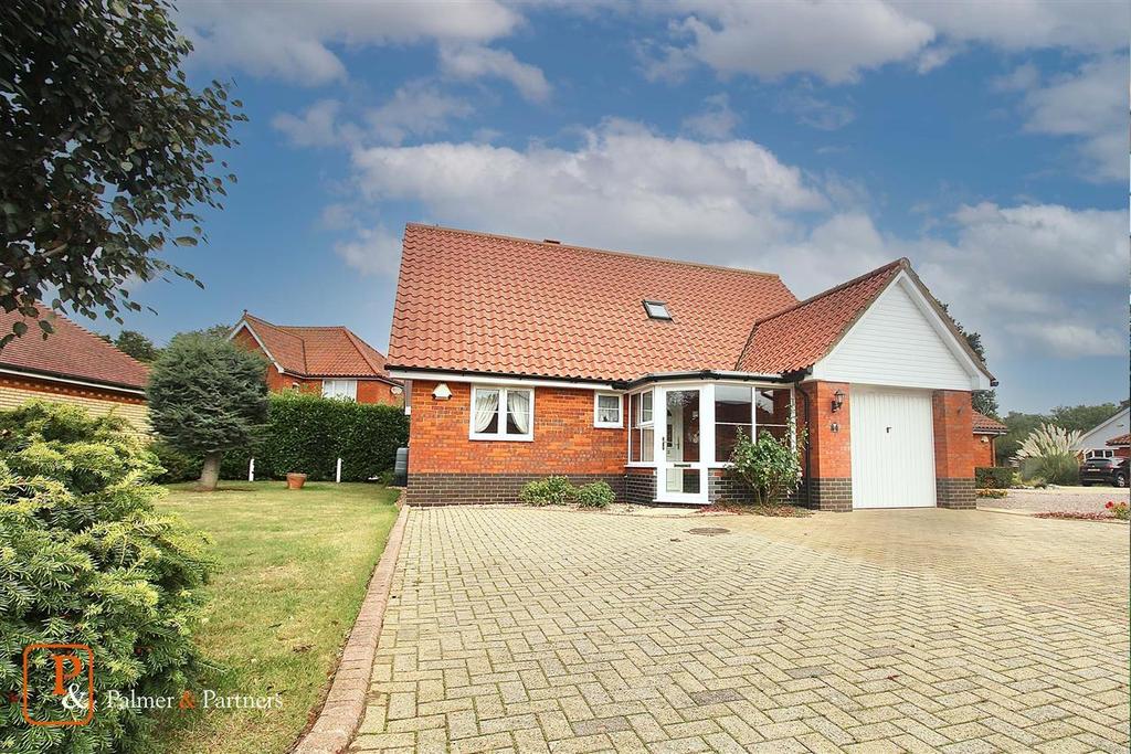 Butterfly Gardens, Ipswich 3 bed bungalow - £425,000