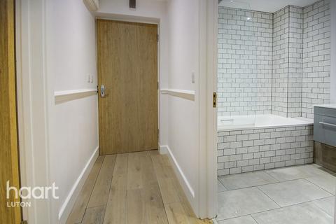 Flat 1, Great Downs, 2b Downs Road, Luton, LU1 1QD