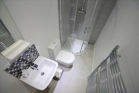 22c Cairnhill Road, Airdrie, ML6 9EU