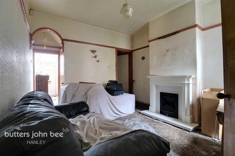 102 Hamil Road, Stoke-on-trent, ST6 1AU
