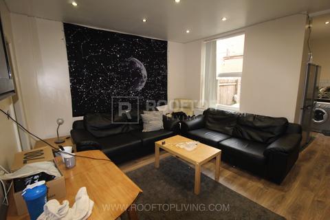 6 bedroom house to rent, Hessle Mount, Leeds LS6