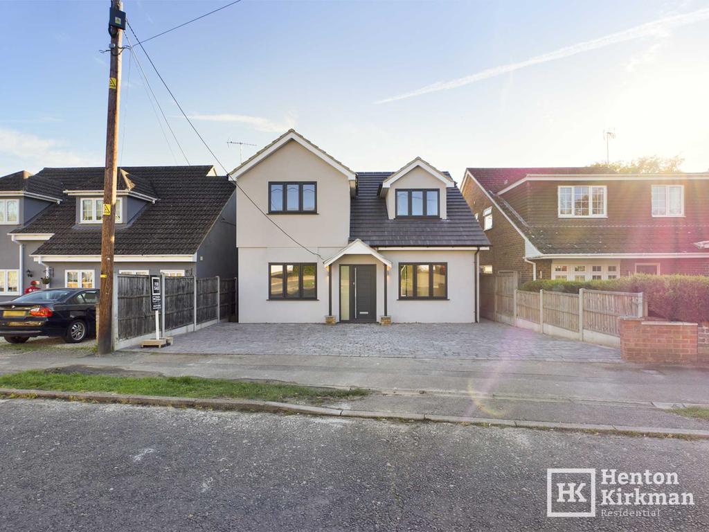 Prince Edward Road, Billericay 4 bed detached house £825,000