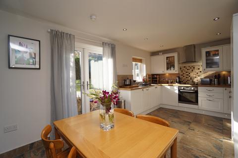 31 Bessingby Road, Sheffield, S6 2NG