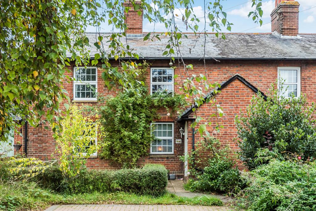 London Road, Ditton 2 bed terraced house £290,000