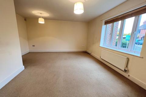 2 bedroom apartment to rent, Whitebeam Close, Basingstoke RG22