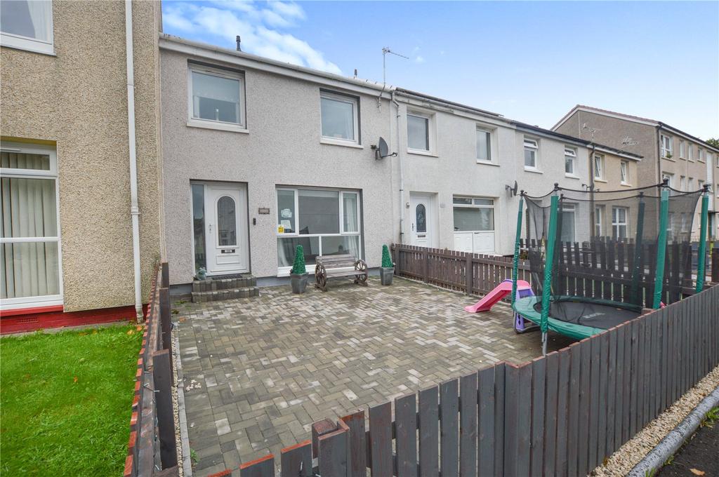 Torphin Crescent, Springboig, Glasgow, G32 3 bed terraced house £125,000