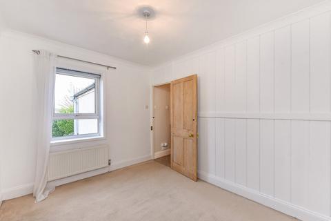 17 Bognor Road, Chichester, PO19 7TF