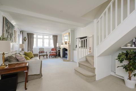 34 Weston Road, Thames Ditton, KT7 0HN