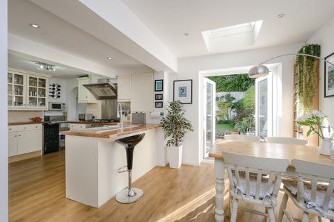 34 Weston Road, Thames Ditton, KT7 0HN
