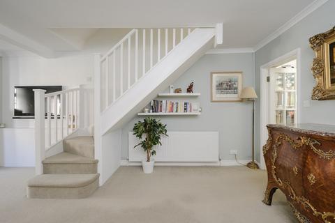 34 Weston Road, Thames Ditton, KT7 0HN