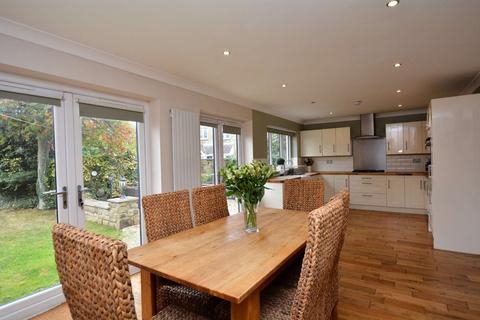 21 Meadowgate Drive, Lofthouse, Wakefield, WF3 3SR