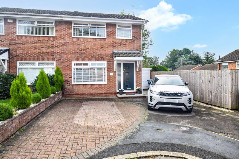 Azalea Grove, Runcorn 3 bed semidetached house £190,000