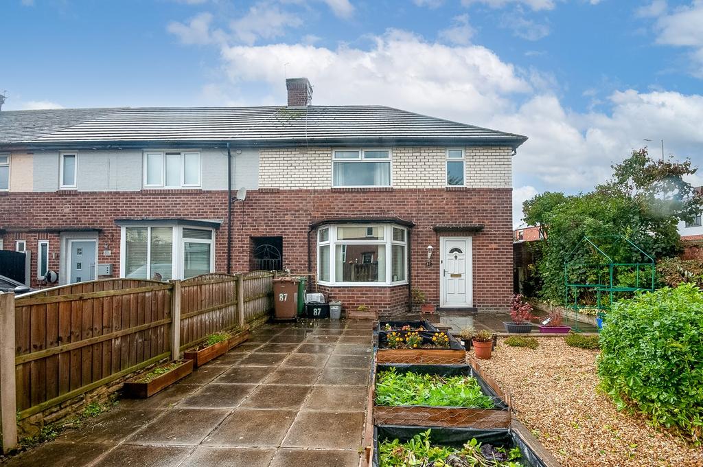 Cotswold Grove, St Helens, WA9 3 bed end of terrace house £125,000