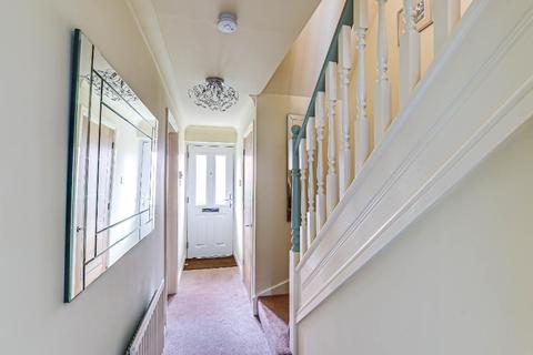 58 Dane Road, Warlingham, CR6 9NP