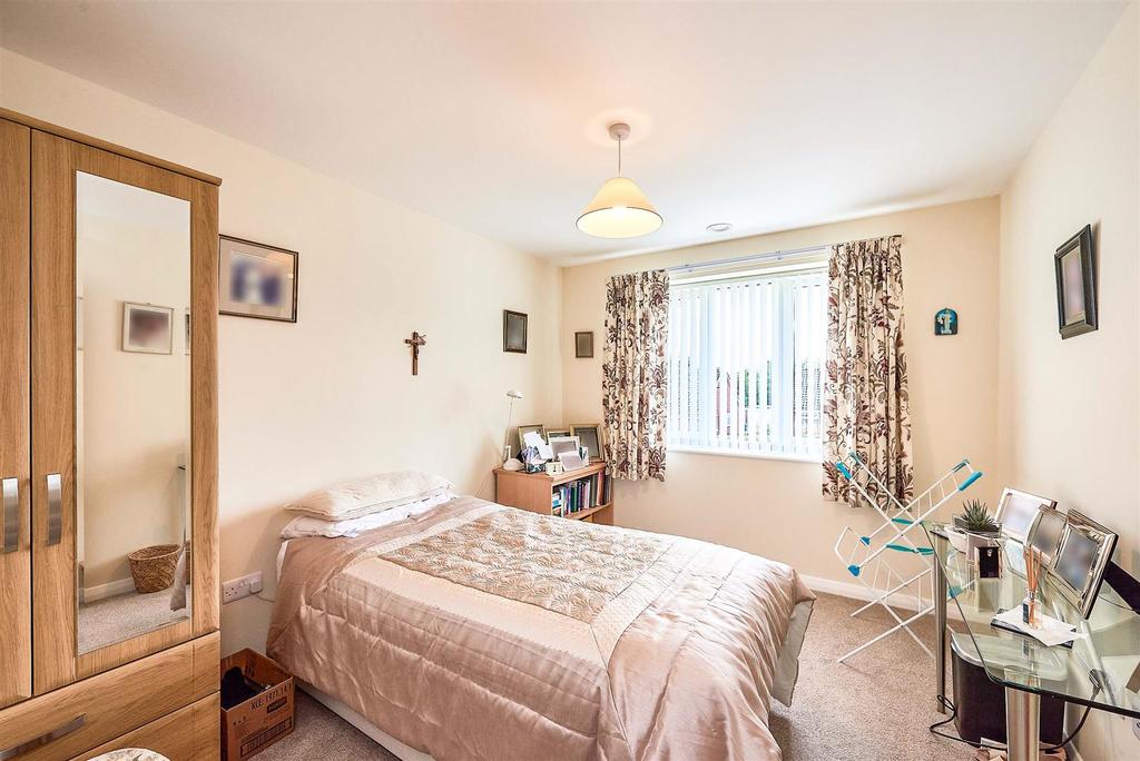 Bedroom 2.jpg