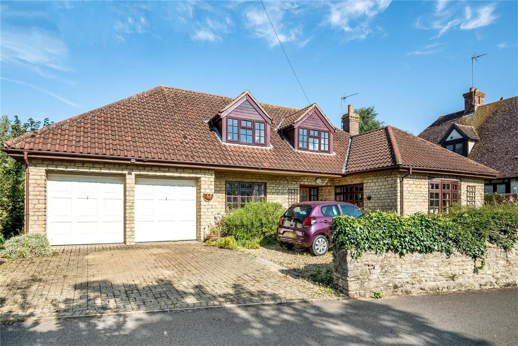 River Lane, Milton Ernest 3 bed chalet £550,000