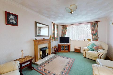8 Hudson Close, Sturry, Canterbury, CT2 0HX